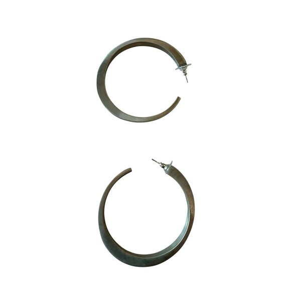 Kendra Scott Avi Hoop Earrings Rhodium-Plated Brass | Classic Silver Tone - Picture 3 of 8